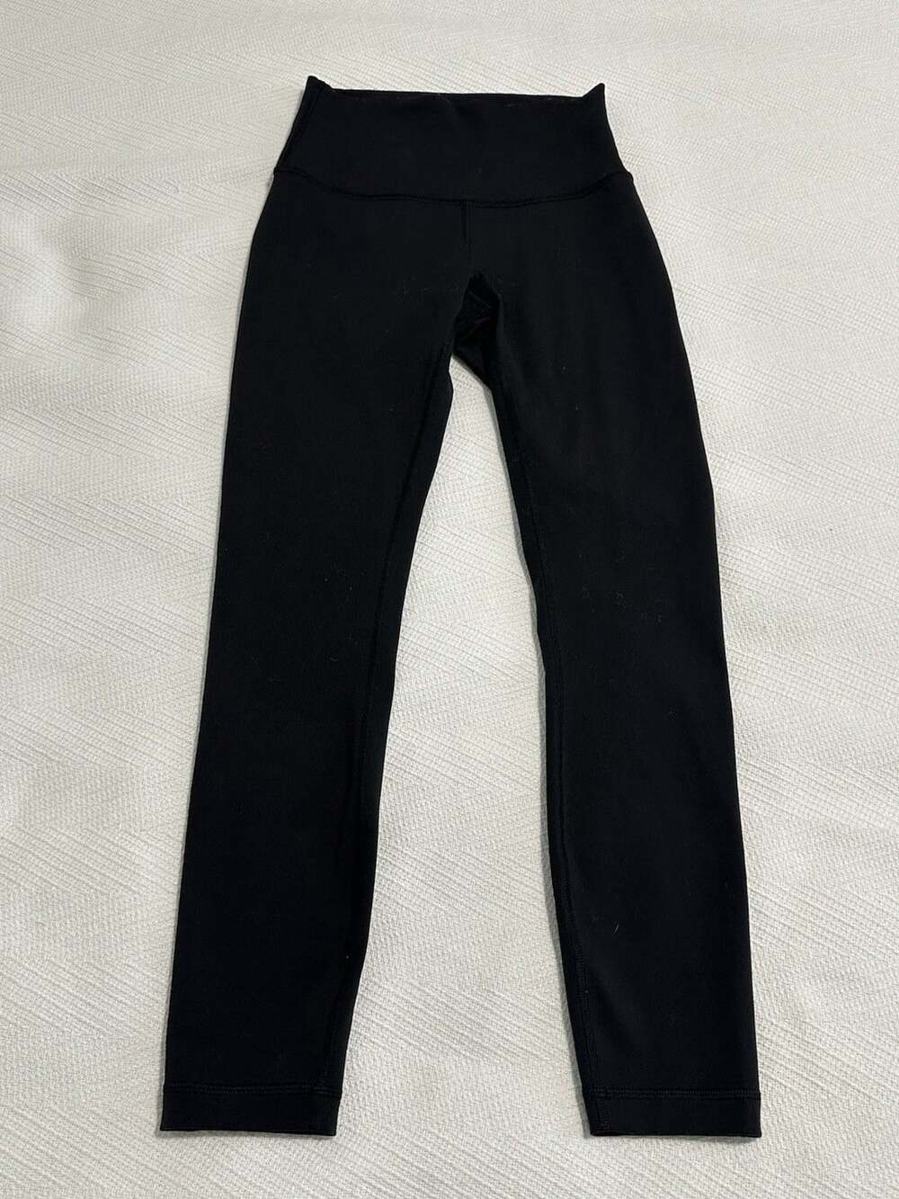 Lululemon Size 4 Womens Workout Pants Yoga Leggings Athletic Black